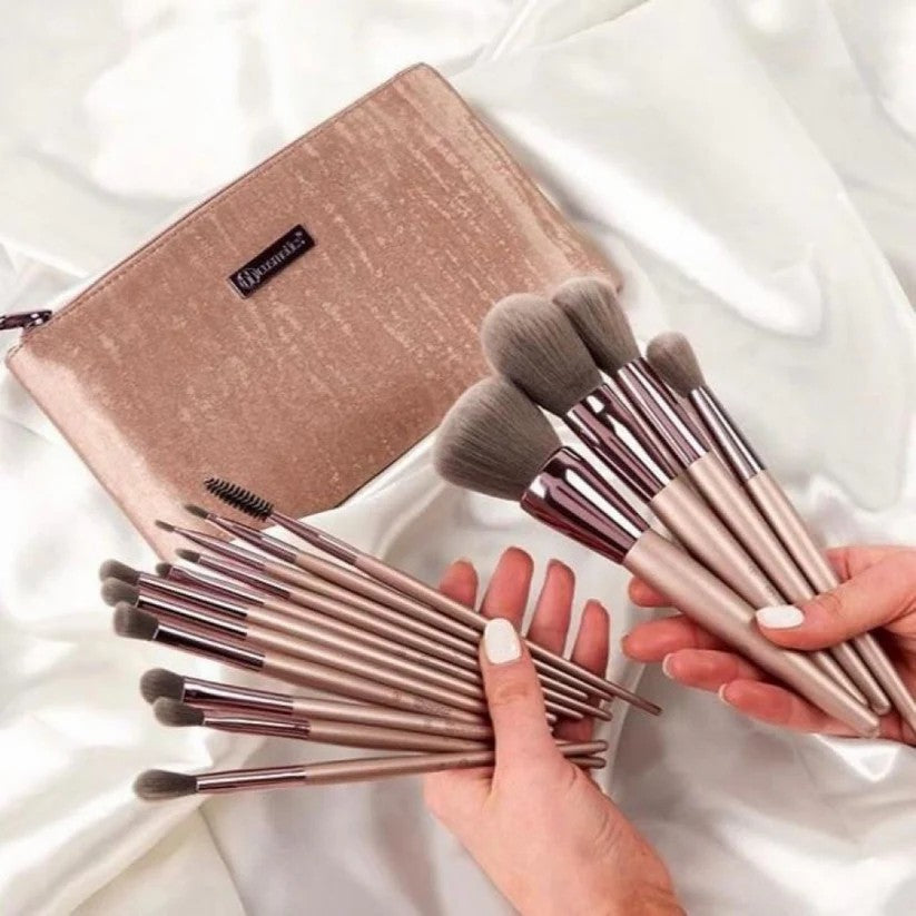 BH Cosmetics Lavish Elegance 15 Piece Makeup Brush Set with Cosmetic Bag – Professional Face & Eye Brush Collection
