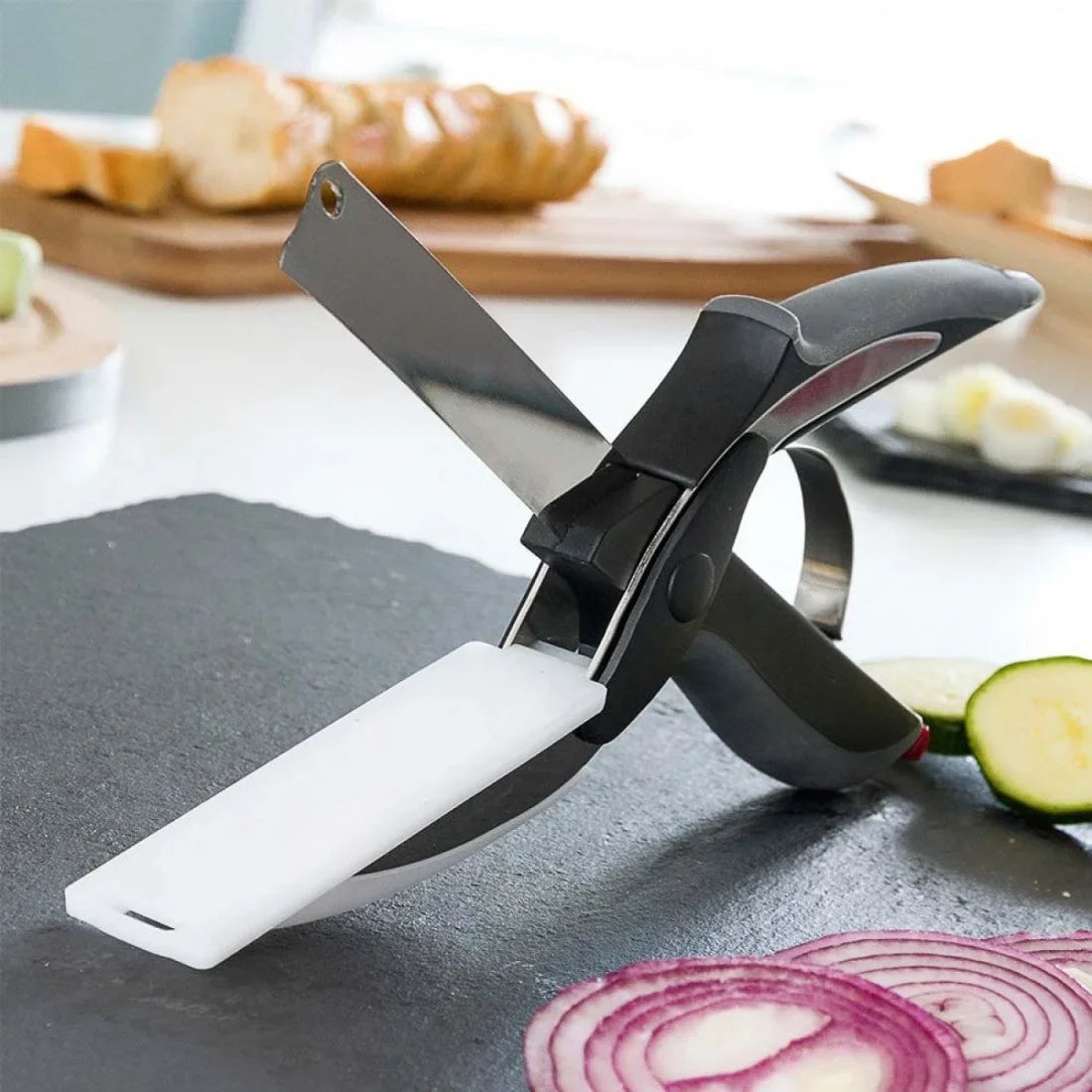 Kitchen Clever & Smart Cutter, 2 in 1 Utility Scissor, Pro Hand Held Knife Chopper, Multifunctional Kitchen Scissors knife, Salad Chopper with Built In Cutting Board, Kitchen Knife with Cutting Board